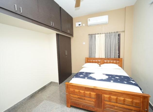 Goutham Residency Hotel Kadalur Exterior photo